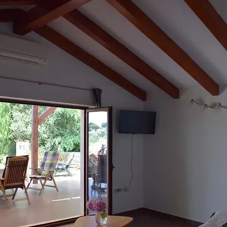 Apartman Flora
