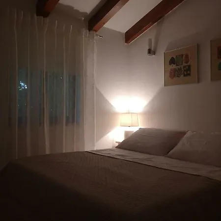 Flora Apartman *